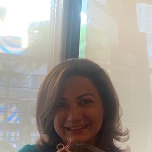 Meet your Posher, Lorena